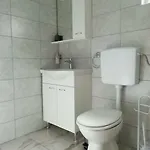 Eri Apartman *